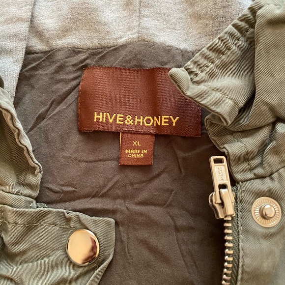 Jacket - Picture 2 of 3